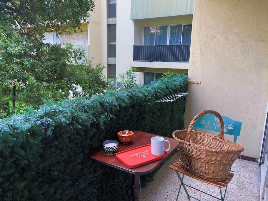 Au Coeur D'aix Avec Balcon Et Parking Apartment Aix-en-Provence